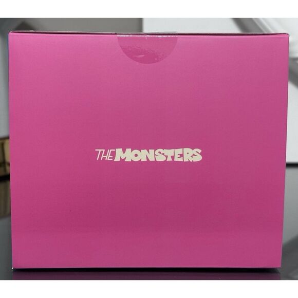 SET OF 2-POP MART LABUBU THE MONSTERS Let's Checkmate Series-Mugs,‎ PINK & BLUE - Picture 10 of 16